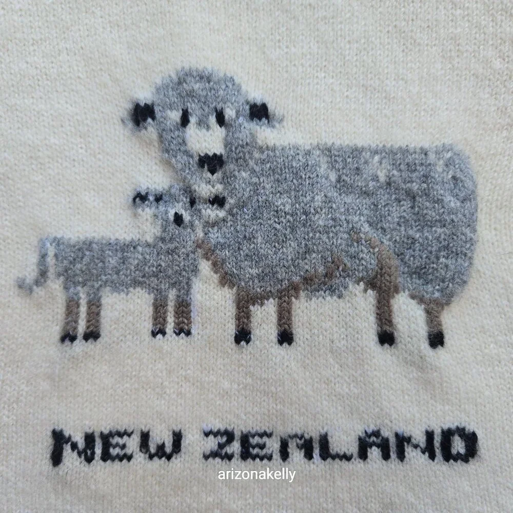 New Zealand Wool Scarf With Mama Sheep and Lamb